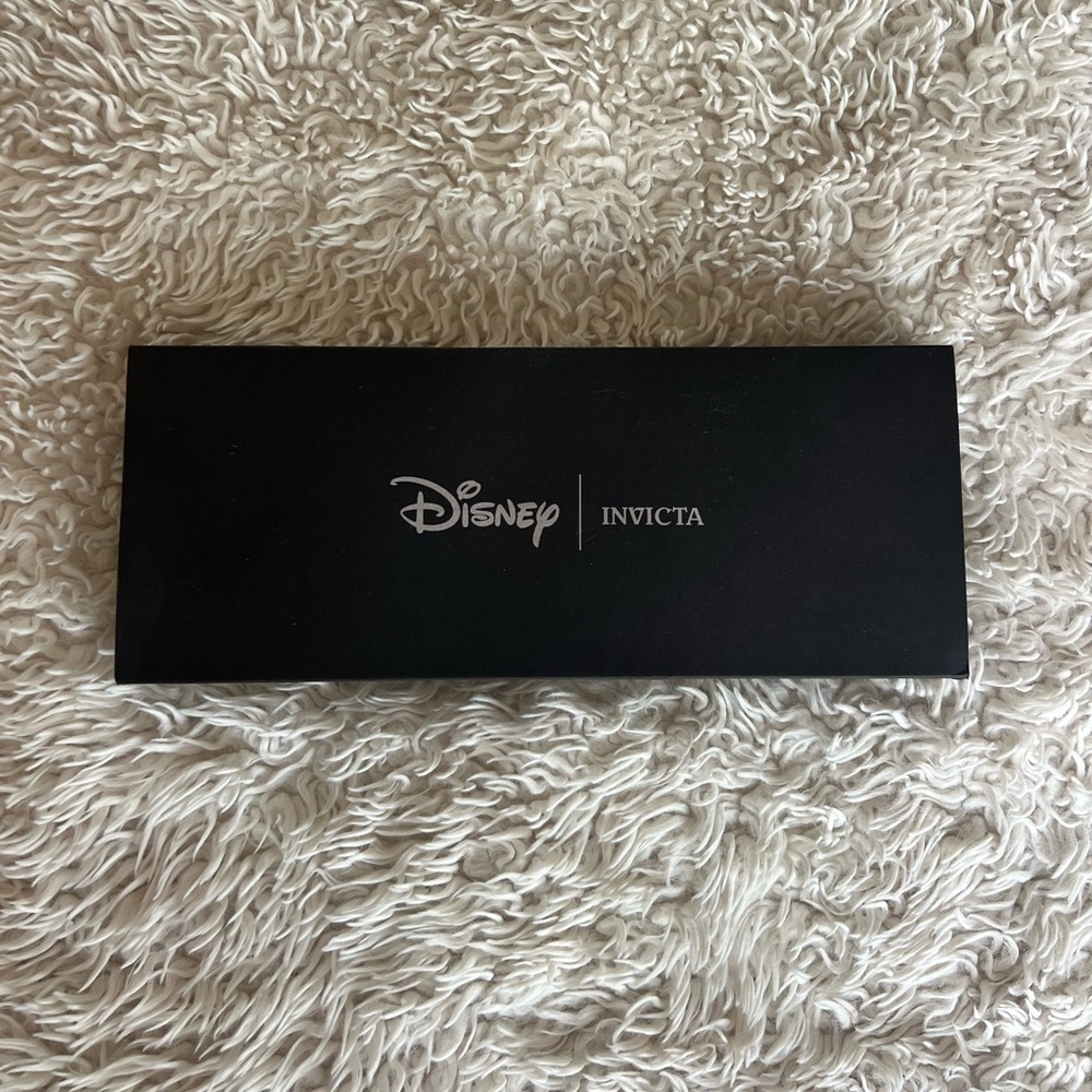 Disney x Invicta Limited Edition Watch - Picture 2 of 6